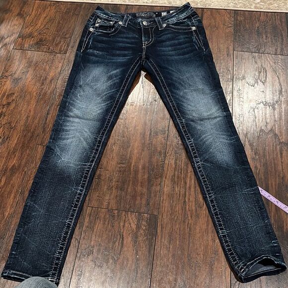 MISS ME STRETCH EMBELLISHED wings distressed DARK WASH DENIM JEANS SIZE 27 - Picture 1 of 13